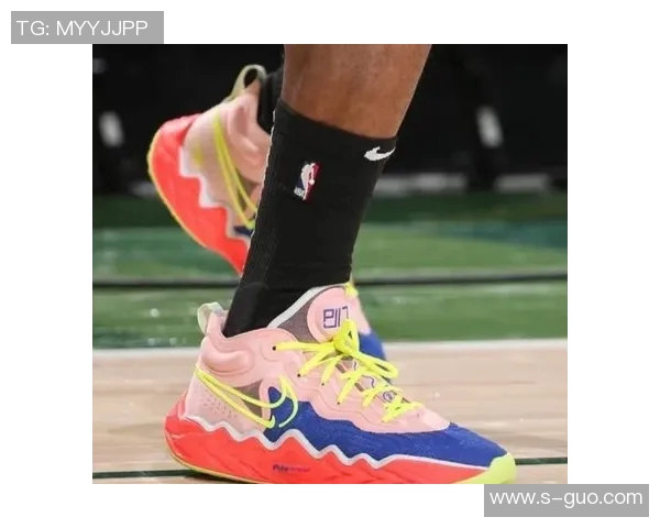 足球明星们的鞋子背后秘密揭秘及他们的选择标准分析