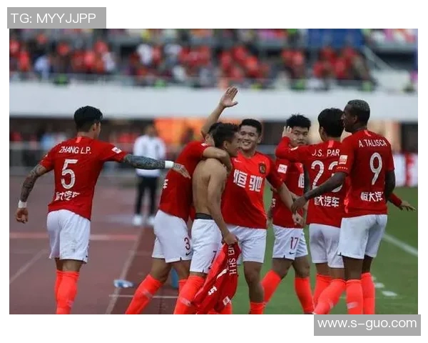 新疆队足球明星的崛起与成就分析及其对中国足球的影响